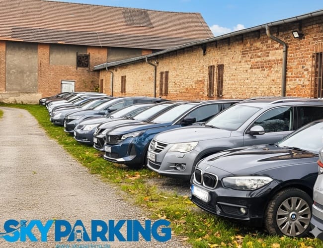 SkyParking - parking lotnisko Berlin Brandenburg (BER) - zdjęcie 7