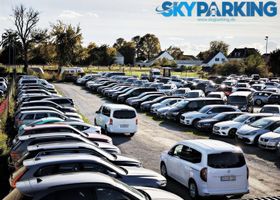 Zdjęcie parkingu SkyParking - parking lotnisko Berlin Brandenburg (BER) przy lotnisku